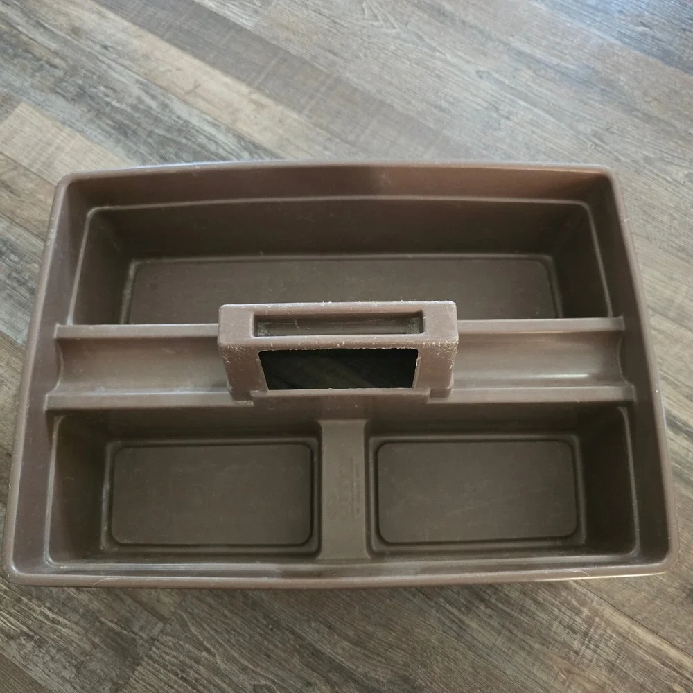 Vintage Kent Pet Food Duke & Dutchess Plastic Brown Tote Carry Container USA